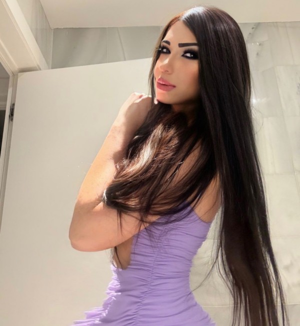 ANTONELLA MEDELLIN TRANS DE LUJO COLOMBIANA DIOSA GARRUCHA ALMERIA
