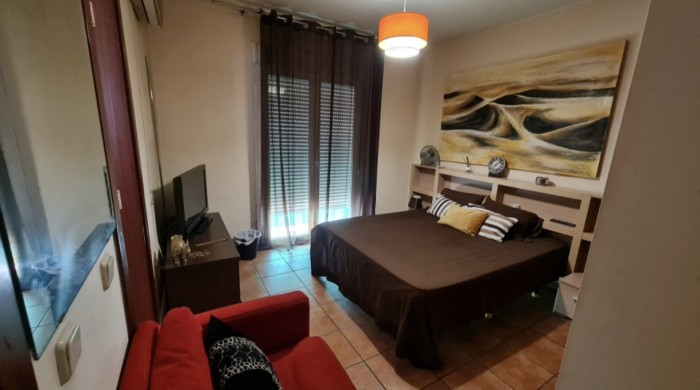 Habitaciónes en dos hermanas