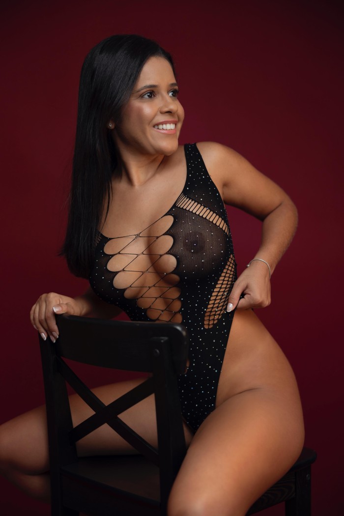 SAMANTHA BRASILEÑA CON MUCHAS GANAS DE FOLLAR