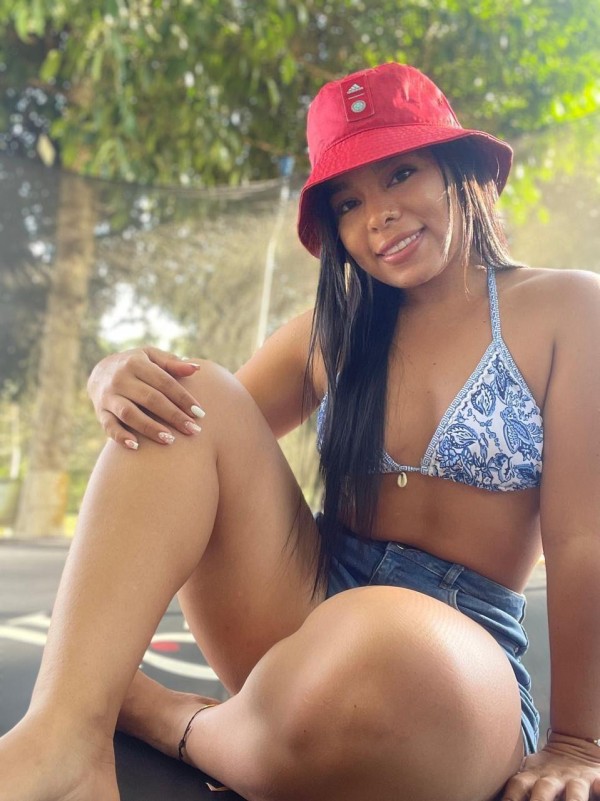 SERE TU CARAMELITO DULCE O SALADO COMO QUIERAS QUIERAS LO PREFIERA