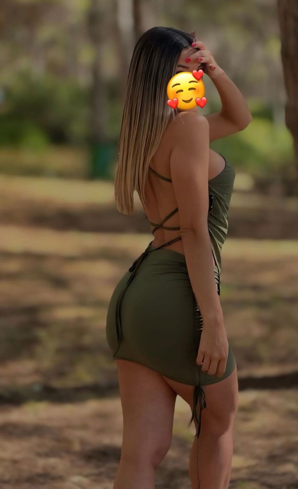 Lucia hermosa latina  cachonda para ti