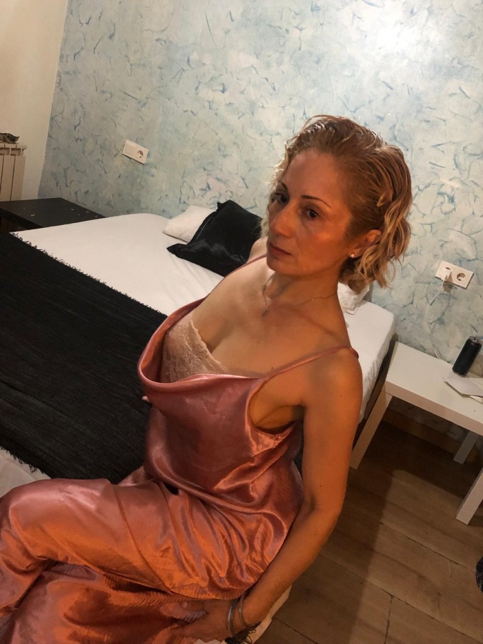 Clara mujer con clase!