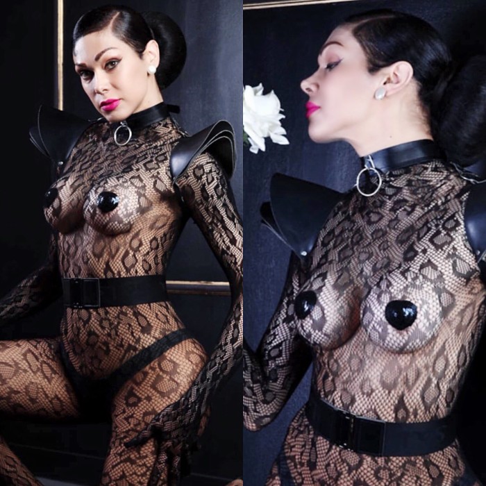 SOLO ESTOY DISPONIBLE PARA HACER SHOWS POR WEBCAM.