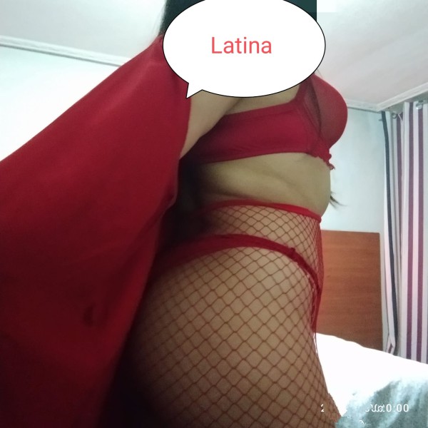 Muy sobresaliente . carismatica para tu diversion