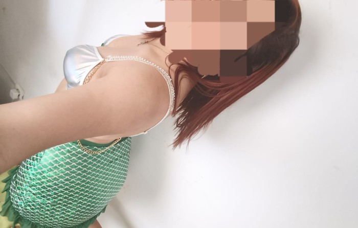 Joven latina muy traviesa solo para ti…