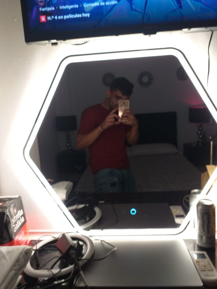 Joven Español Activo y Travieso en Valencia