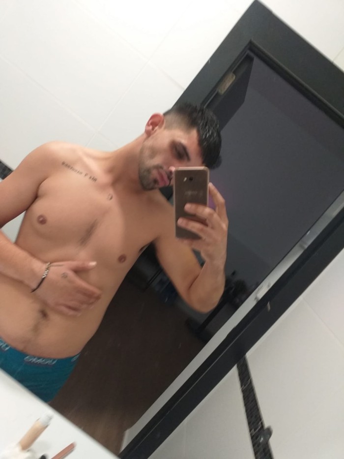 Joven Español Activo y Travieso en Valencia