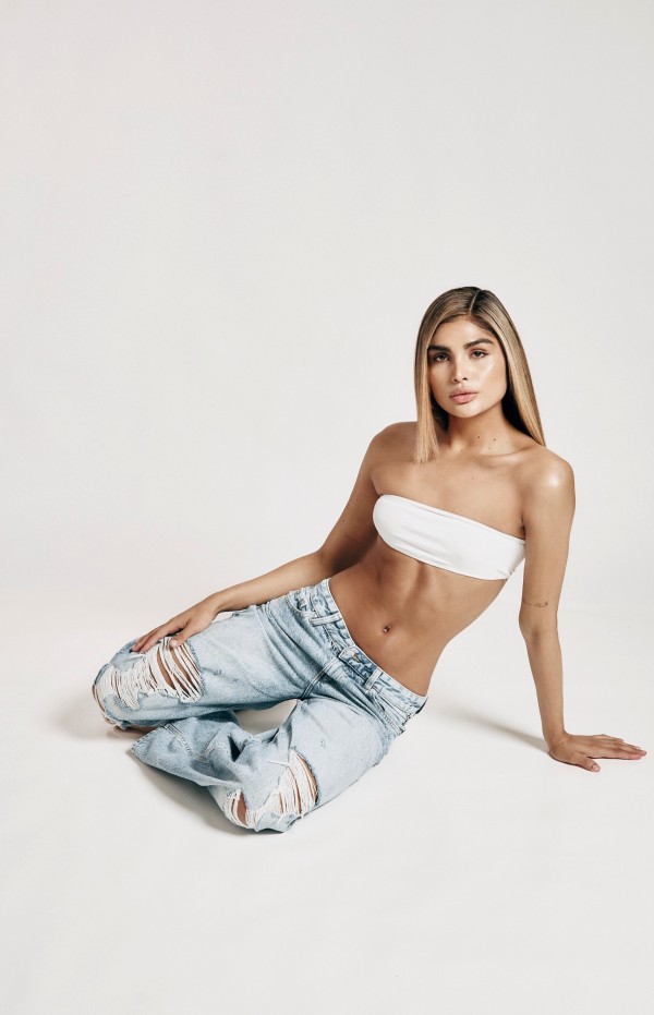 CHICA TRANS EXCLUSIVA SEXY Y FEMENINA RECIÉN LLEGADA 24hrs