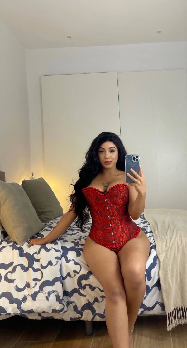 Novedad jovencita, salida Hotel 24h