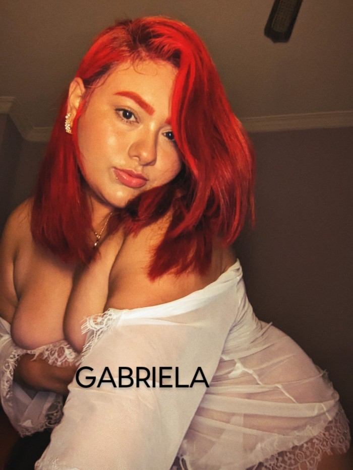 Gordita muy guapa pechos grandes