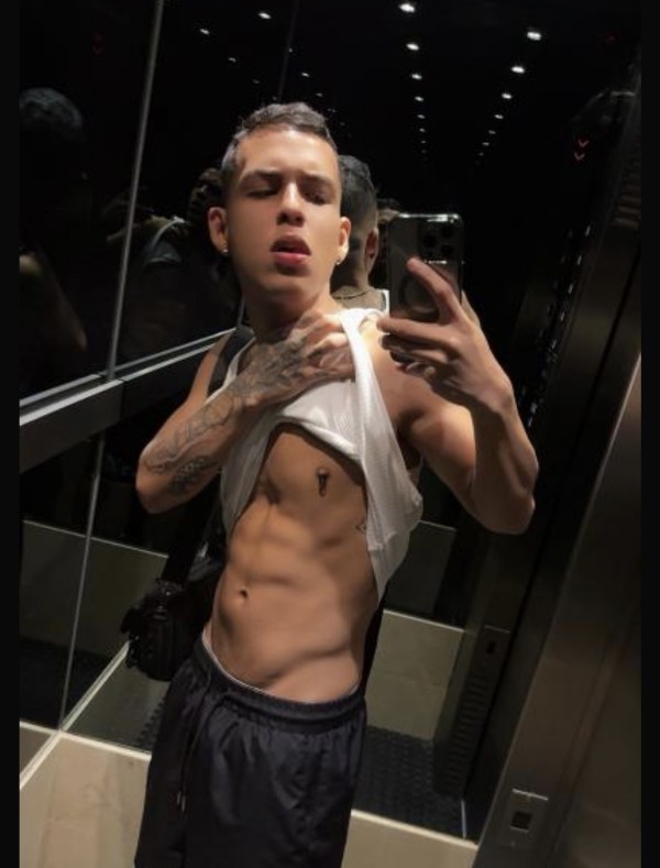 Twink Tian Niñato Pollón Con Sitio 20Cm XXL