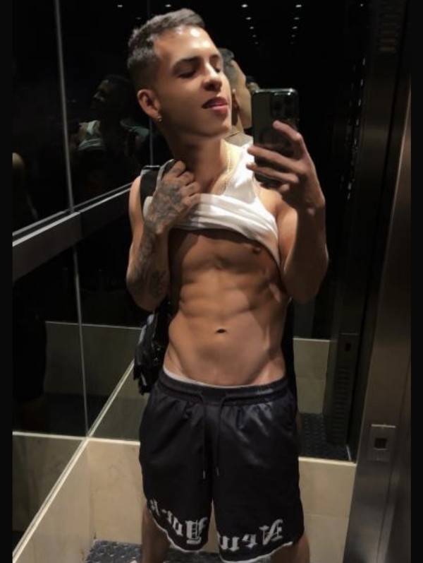 Twink Tian Niñato Pollón Con Sitio 20Cm XXL