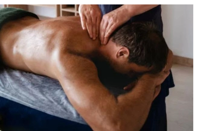 masculino dotado para masajes y sexo