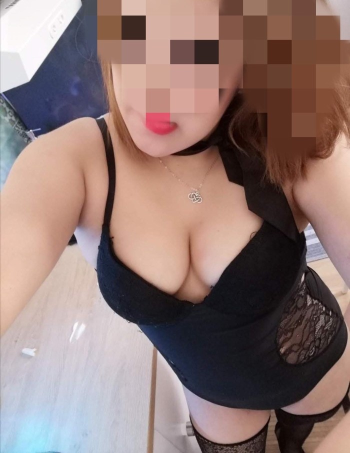 Paraguaya rubia pechugona alto nivel