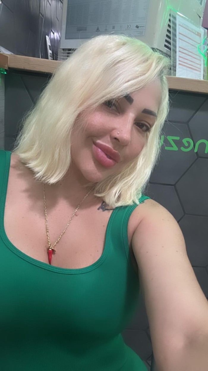 CLOE VENEZOLANA SEXY CUERPAZO TETONA