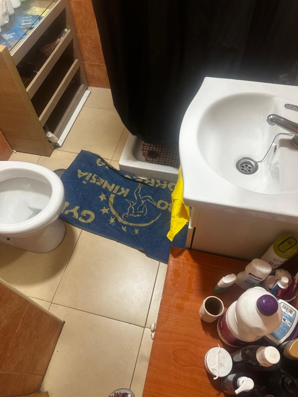 Ester alquiler de abitacion en jerez de la frontera 692861602