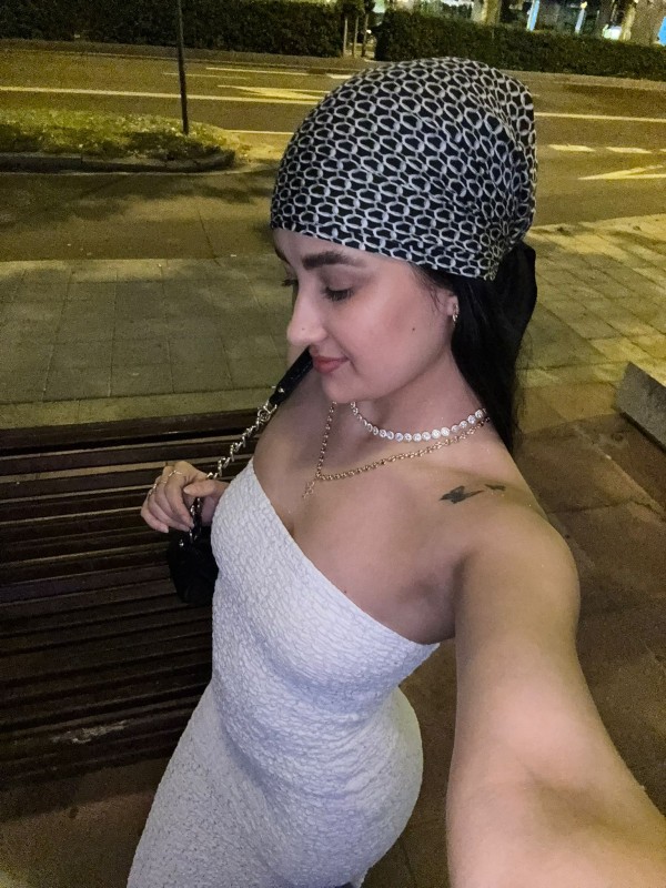 Jovencita de 19 años