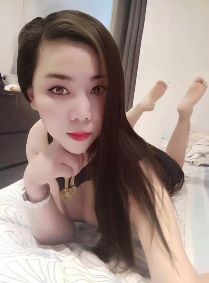 Sasa fotos 100 reales chica Vilanova i la Geltru