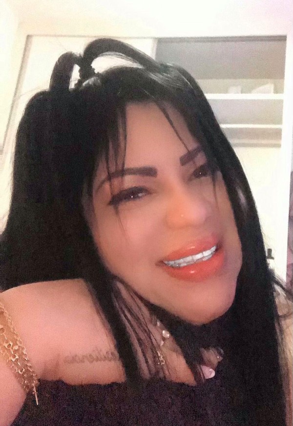 TU  bebesita explosiva  Tierna experimentada seductora guapísima bombón