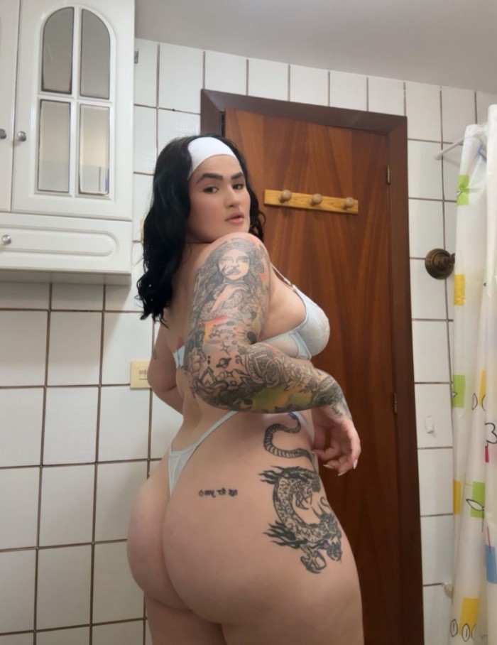 Chica jovencita colombiana curvy , repetiras