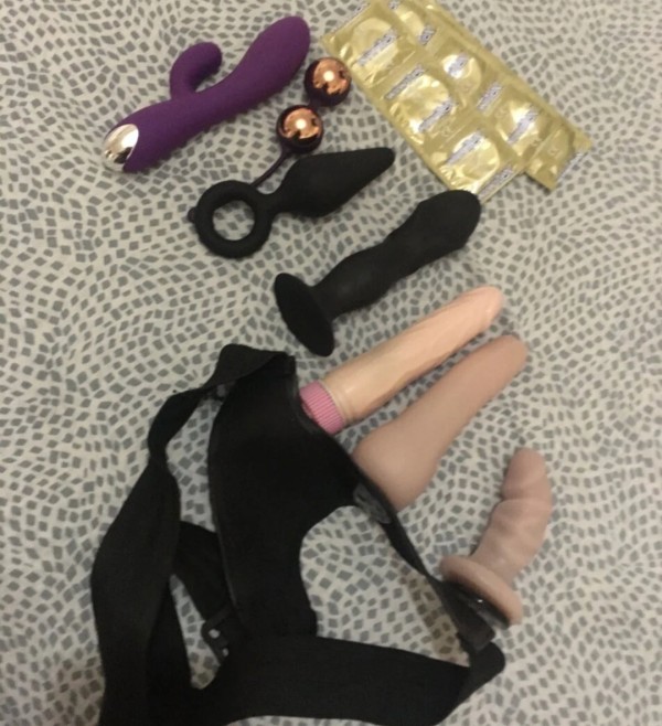 Me follas la boquita ummm chocho perverzo