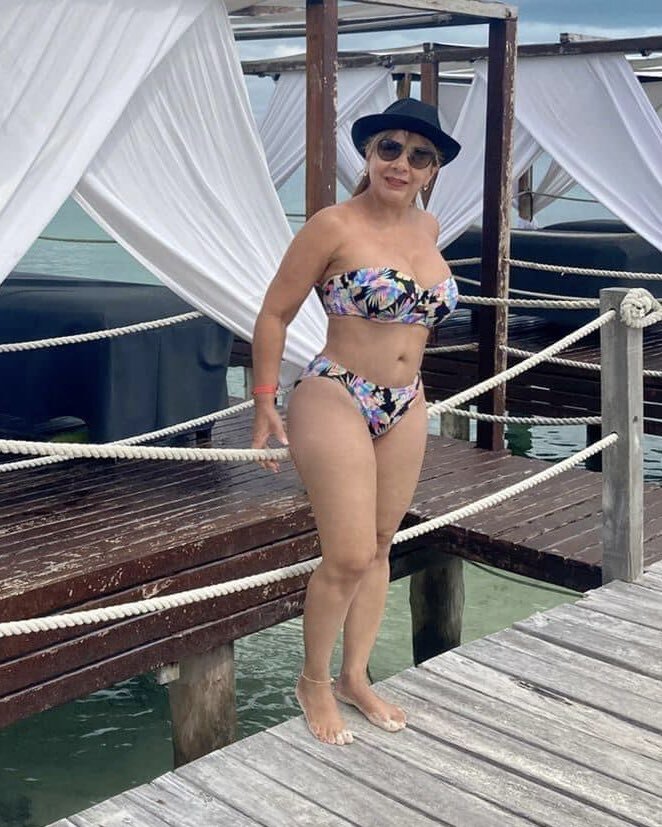 Gloria madurita sexo sin limites..