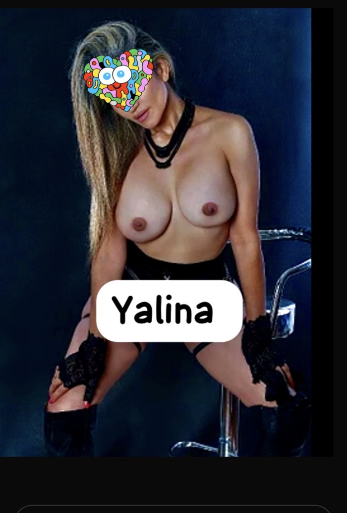 Espectacular bombón cubana