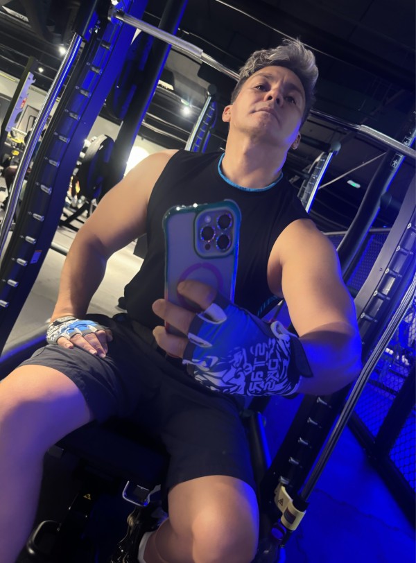 Chico experiente cuerpazo de guapísimo vicioso activo pasivo completo