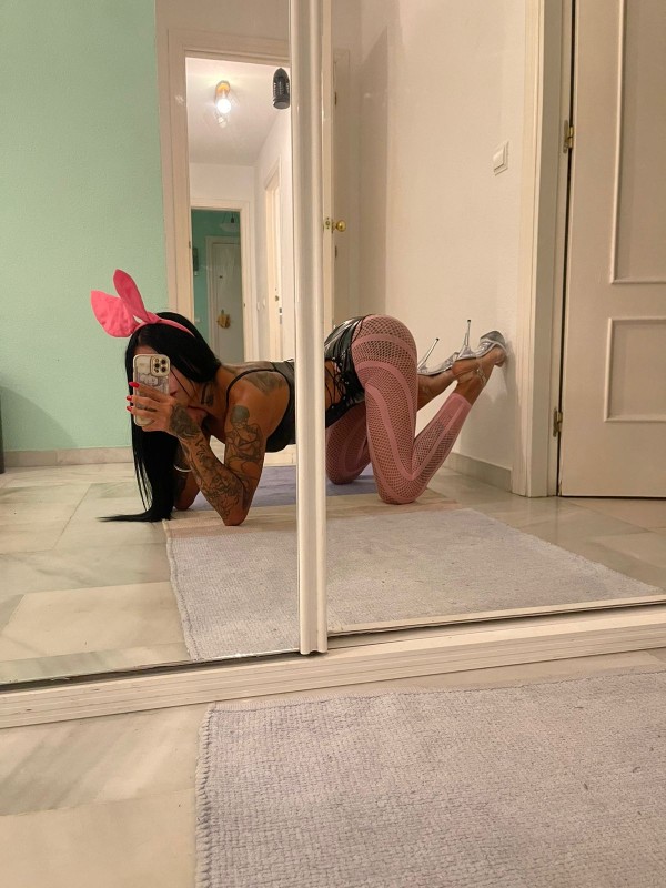 Hermosa y sensual trans