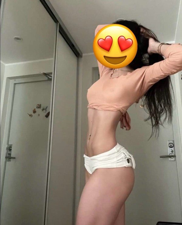 Jovencita de 28 años Estudiante nueva en CORUÑA