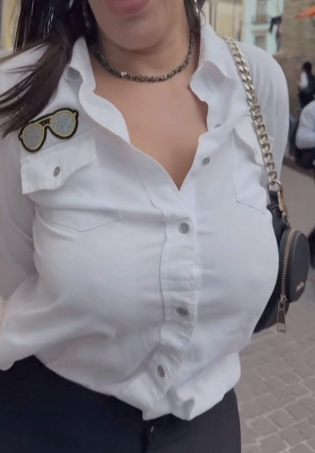 MADURA PODEROSA ELEGANTE DOMINÁ FANTASÍAS DESPLAZÓ