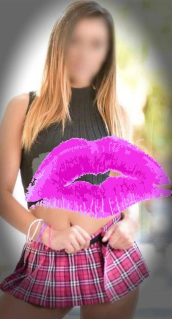 RUBIA, ESPAÑOLA, LUCÍA TRATO DE NOVIOS AMOR