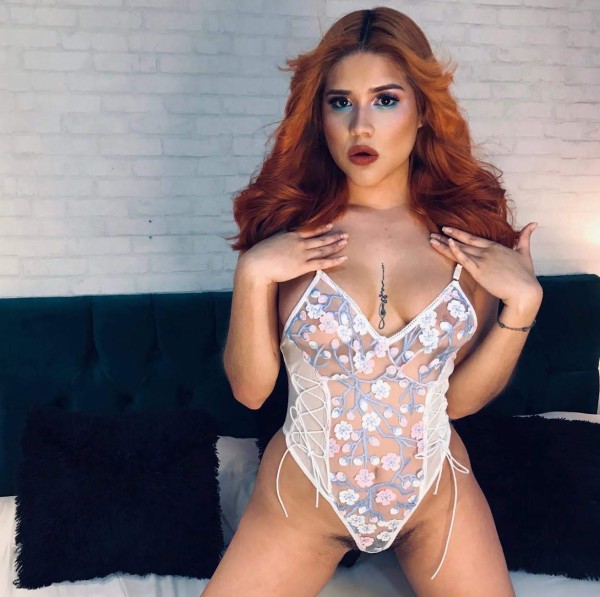 SAMY: Joven y Encantadora Escort Colombiana