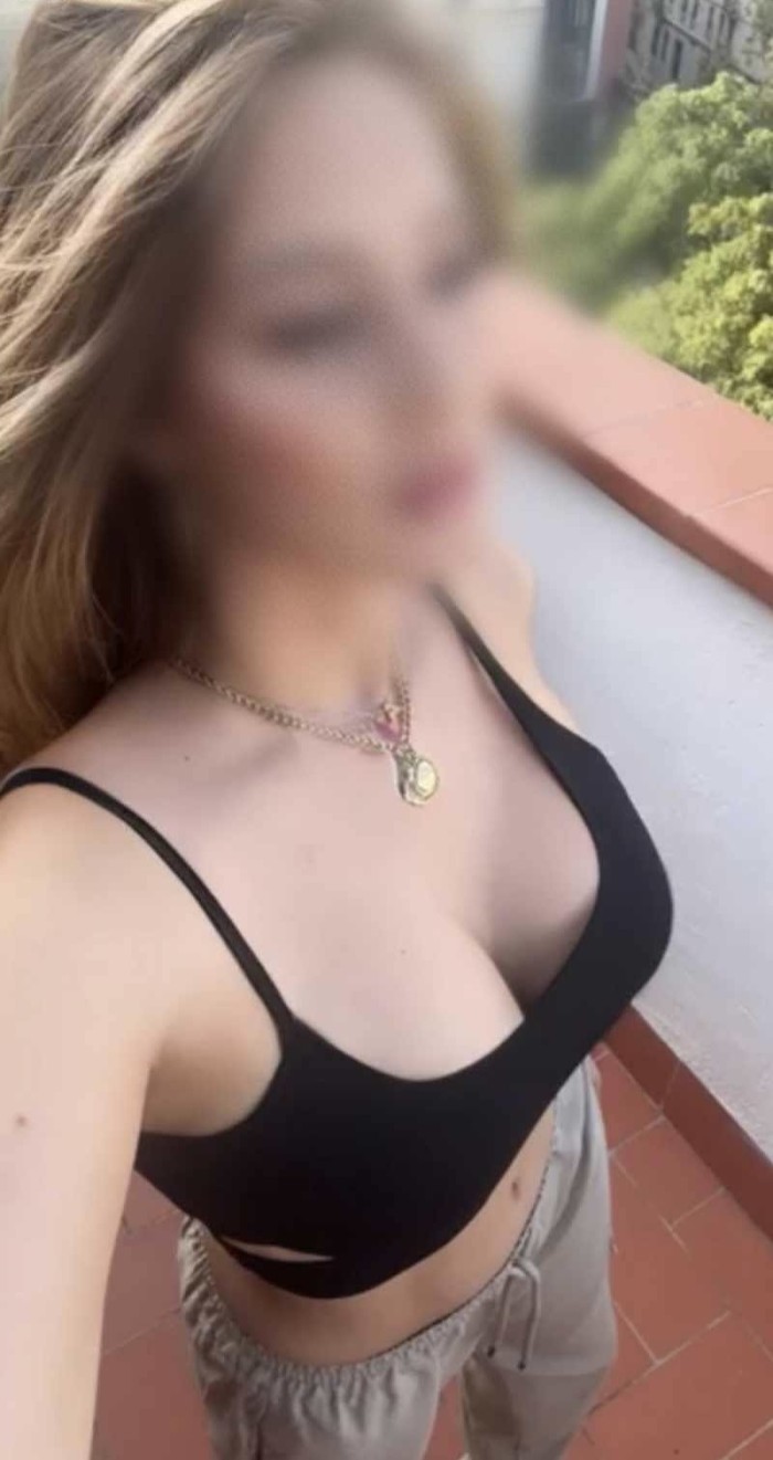 Chica de lujo muy cachonda y decidida