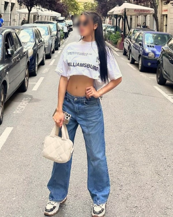 MORENA LOS CRISTIANOS COLEGIO IDIOMAS MASAJE SEXO