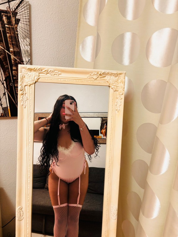 ♡ sexy latina♡♡♡ Nicolle caliente y fiestera .