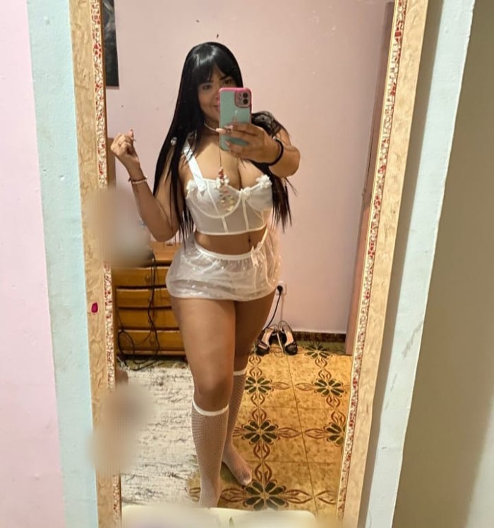 Chica de lujo venezolana en Calpe