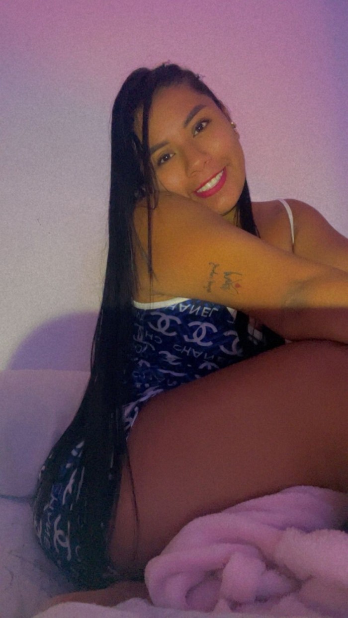 VALENTINA MORBOSA Y CALIENTE SOLO PARA TI REAL