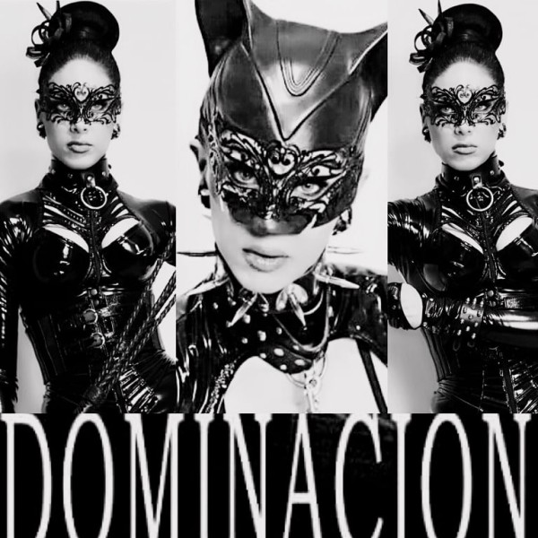 SOLO ESTOY DISPONIBLE PARA HACER SHOWS POR WEBCAM.