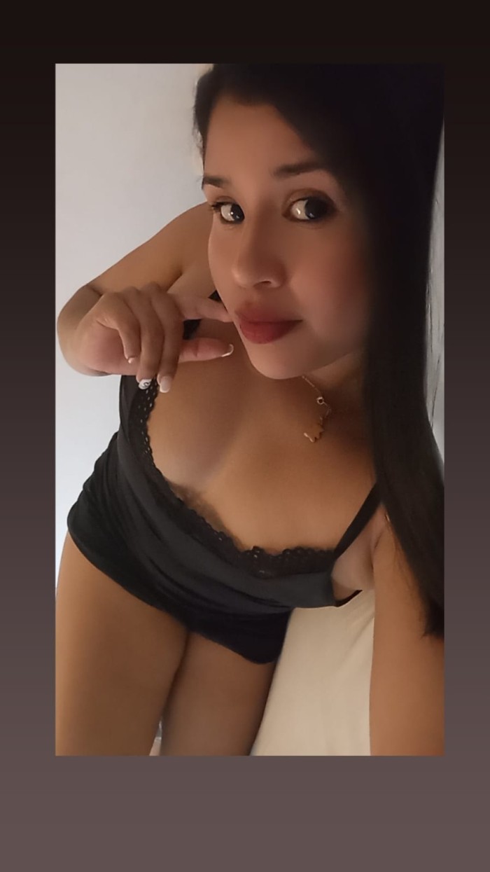 JUGUETONA Y FIESTERA DISPONIBLE EN TORRASA