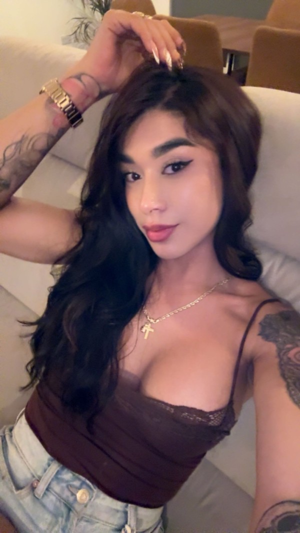 LATINA EXPLOSIVA PURO MORBO Y FIESTERA