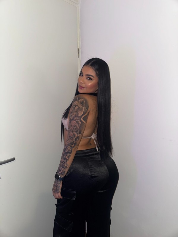 Morena MORBOSA recién llegada muy fogosa
