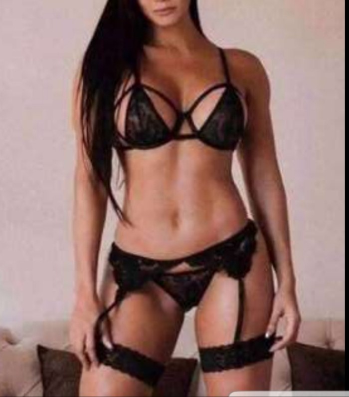 DELGADA, ELEGANTE CANARIA FOTOS REALES.