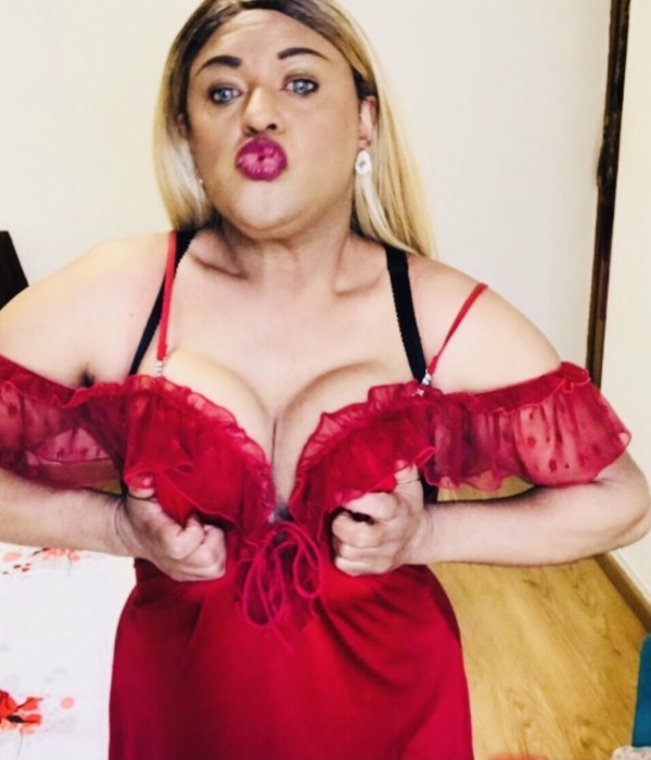 RECIEN LLEGADA  TATYANA TRANS BRASILEÑA