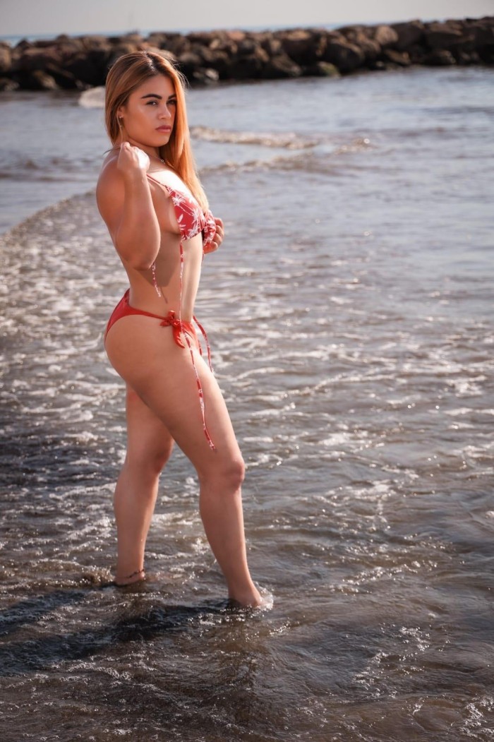 Colombiana cachonda muy zorra en Las Canteras