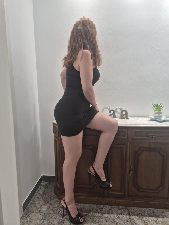 Madurita ardiente, complaciente y natural en Barce