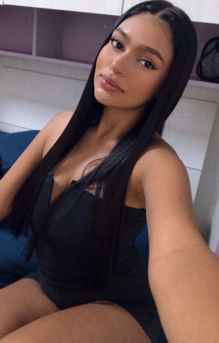 INQUIETA, TRAVIESA Y JUGUETONA SOY TATIANA REAL