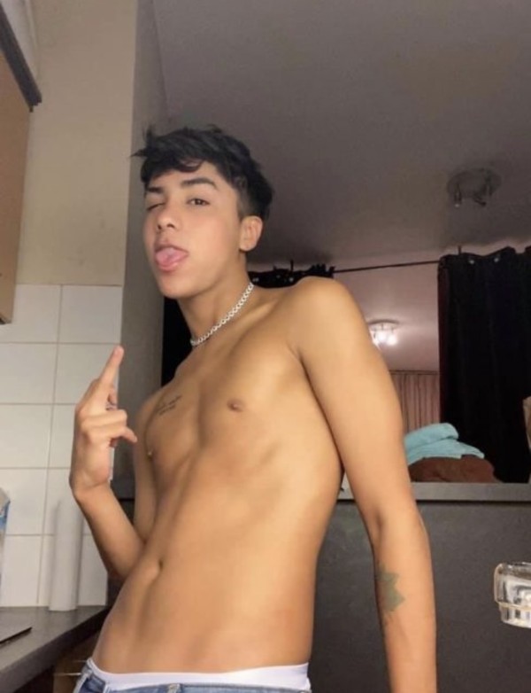 Valentino nuevo en tu ciudad sex depraved