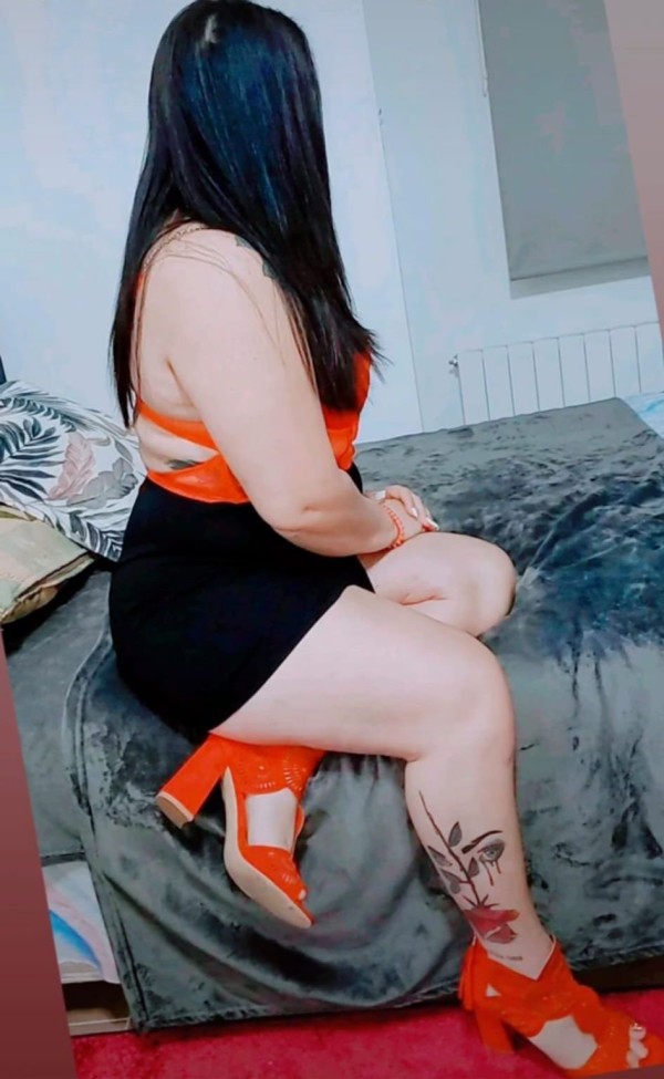 Bella, elegante, hermosa, morbo asegurado, muy fie