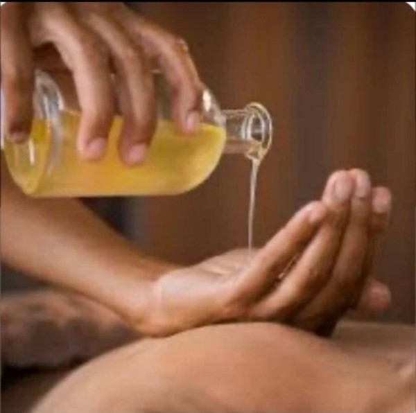 Masaje relajante en camilla, 1hr 50€, PORTO PI